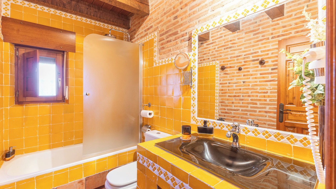 Photo of Bathroom in Martin Miguel