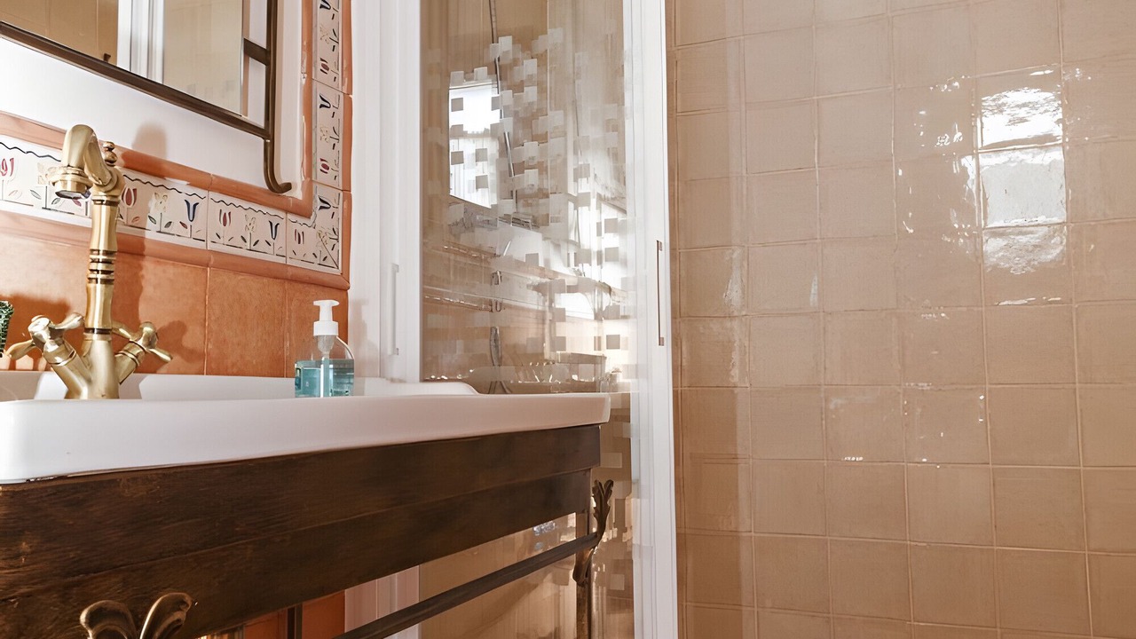 Photo of Bathroom in Magana