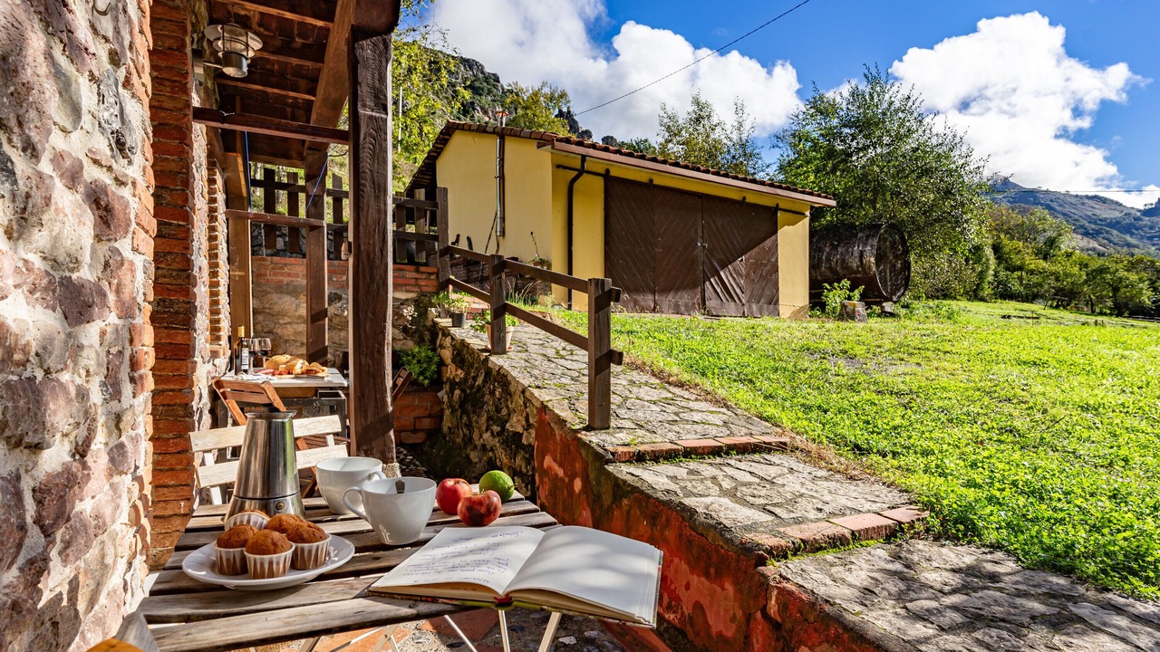 Photo of Outdoor in Precendi