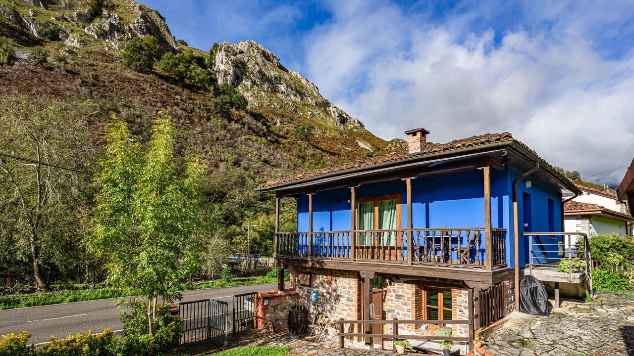 Photo of Outdoor in Precendi