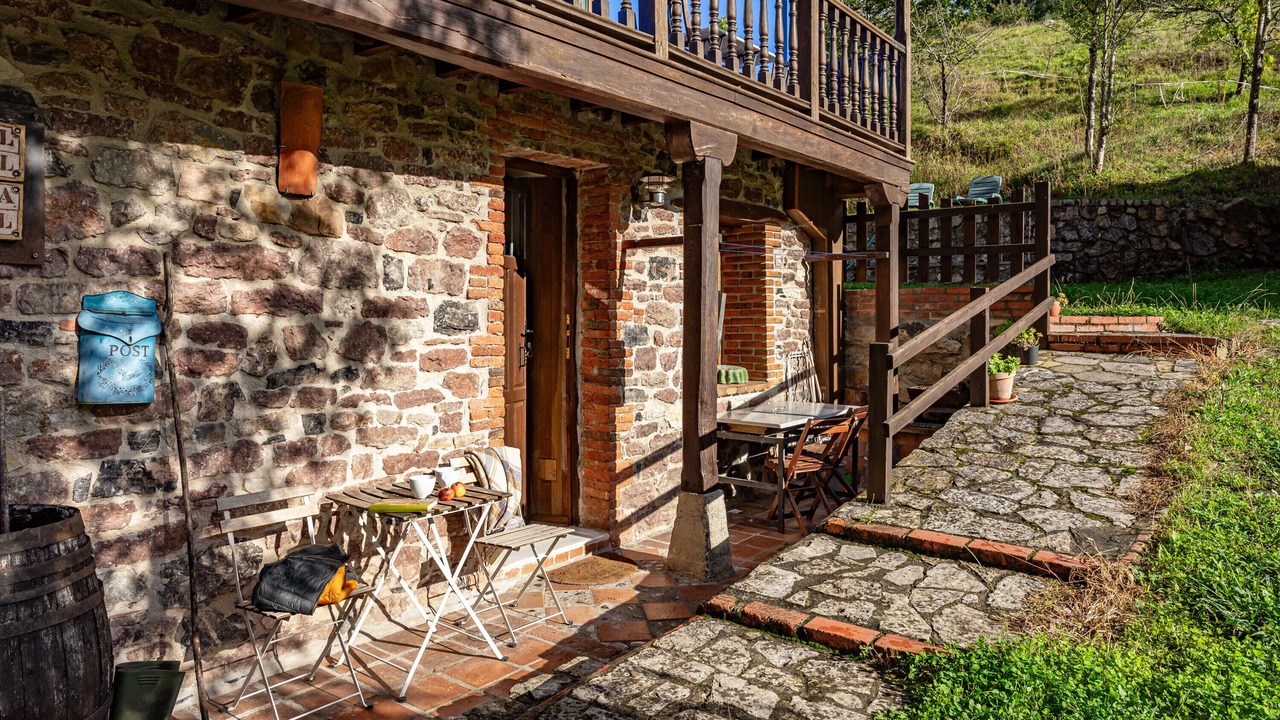 Photo of Outdoor in Precendi