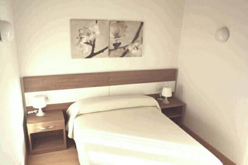 Photo of Bedroom in Carracedelo