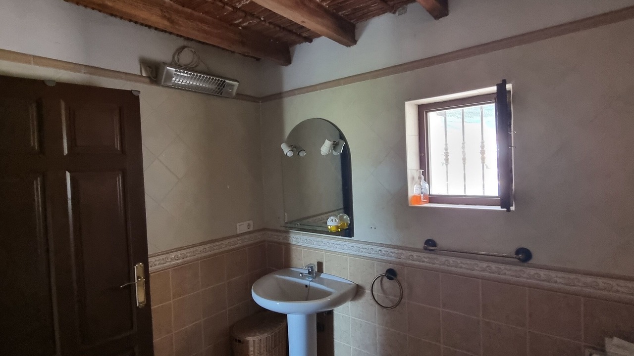 Photo of Bathroom in Los Alias