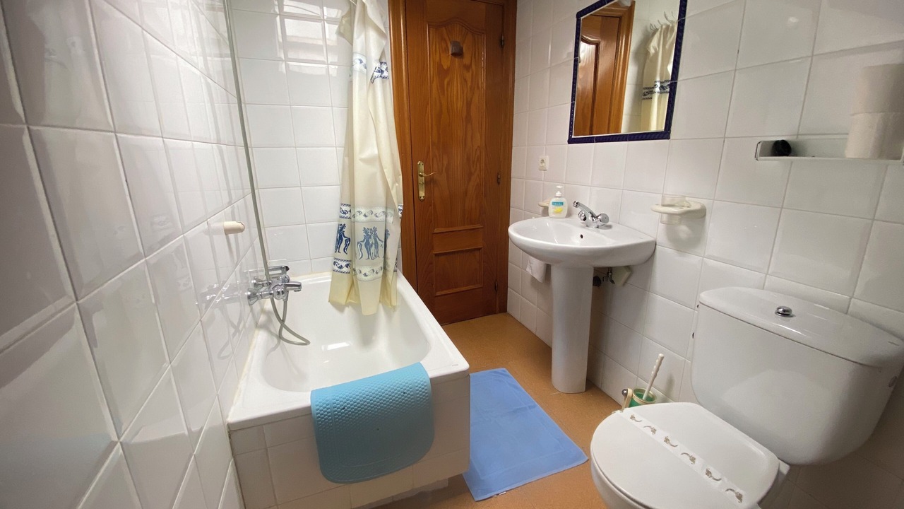 Photo of Bathroom in Celis