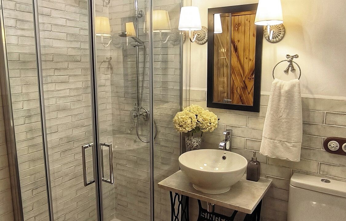 Photo of Bathroom in El Royo