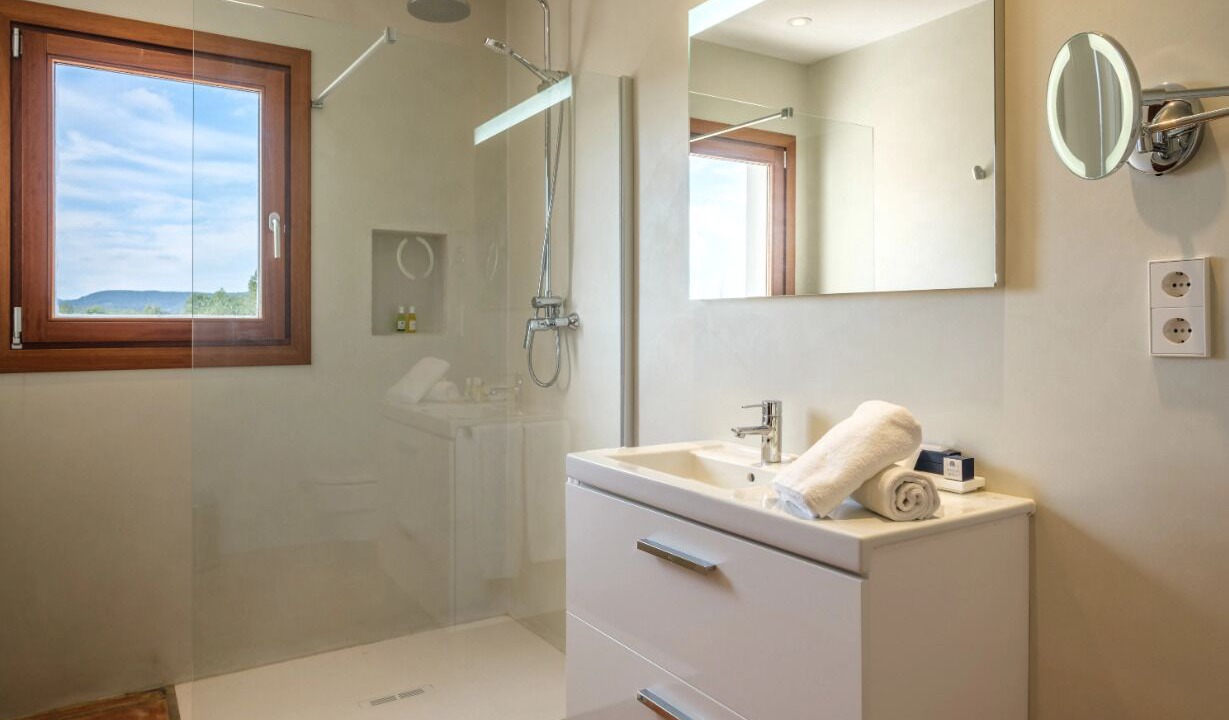 Photo of Bathroom in Sant Rafael de Sa Creu