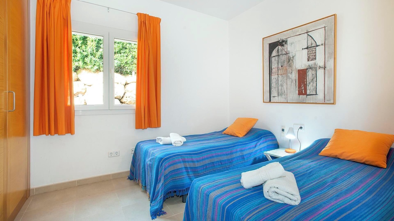 Photo of Bedroom in Coves Noves