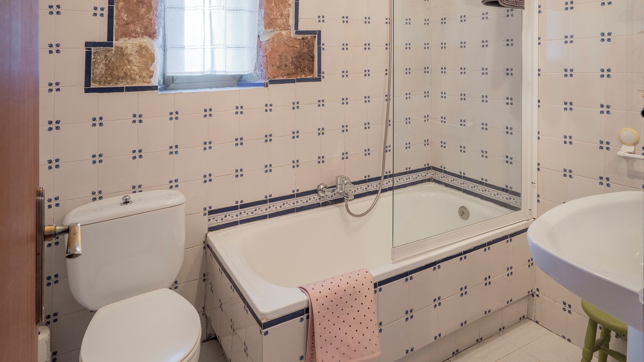Photo of Bathroom in Santa Maria de Redondo
