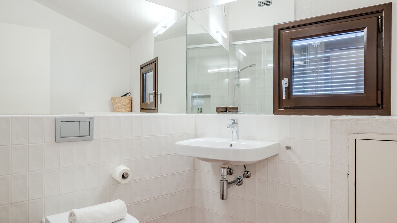 Photo of Bathroom in el Mercadal
