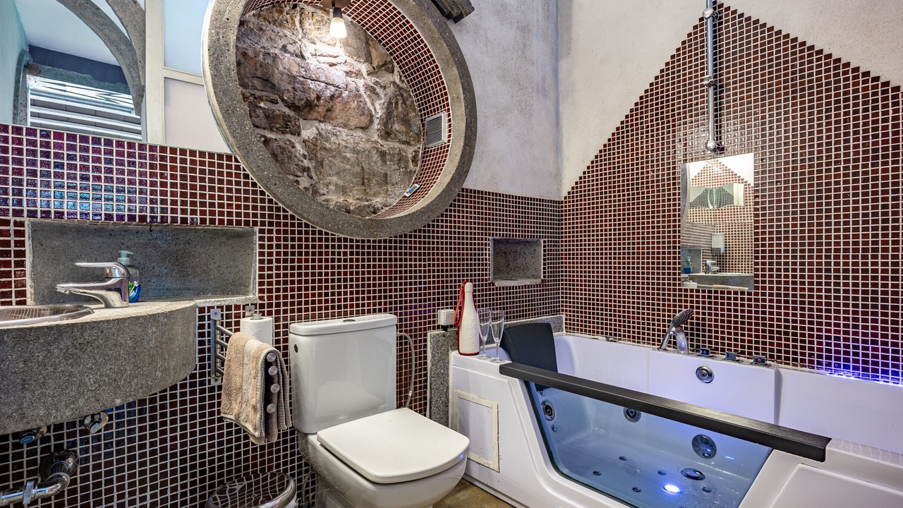 Photo of Bathroom in Meruja