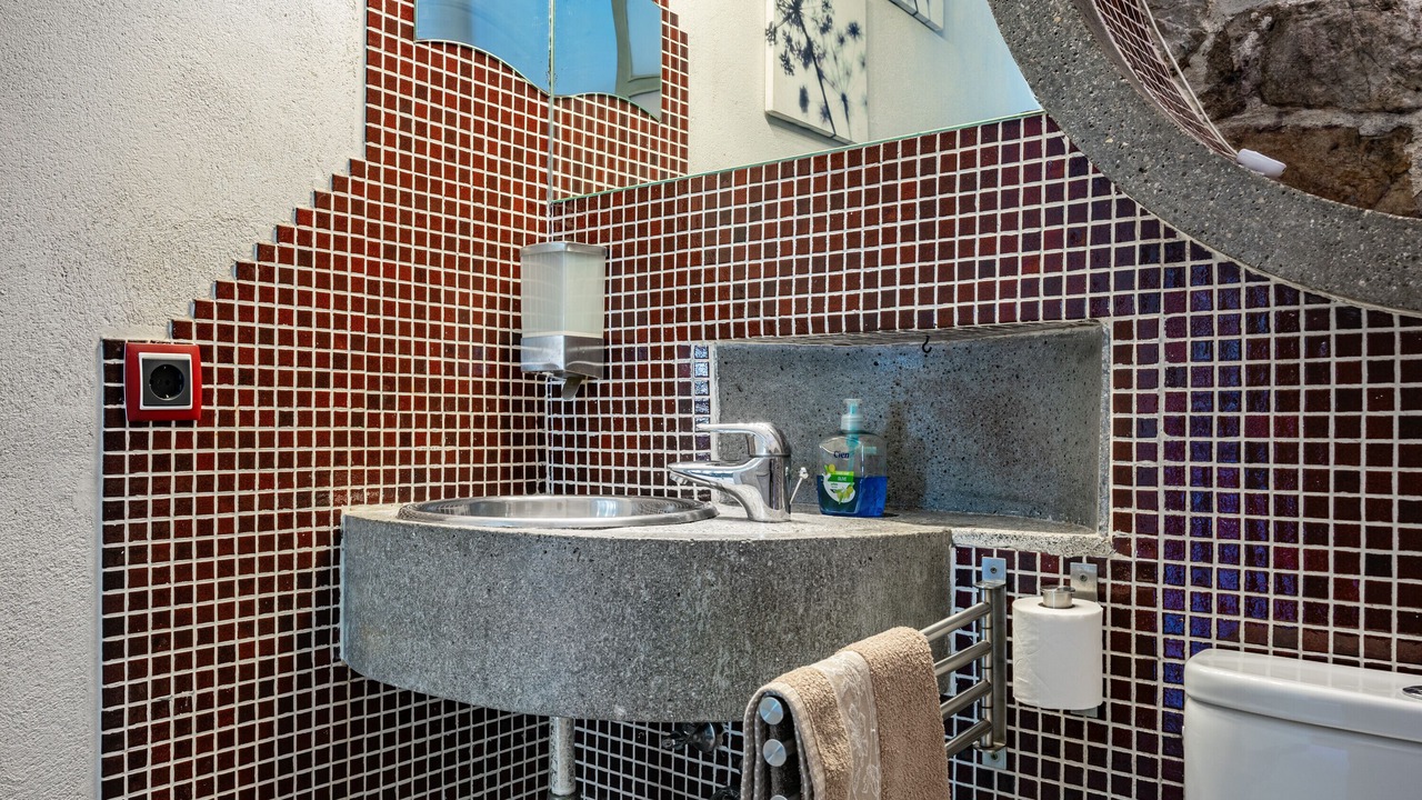 Photo of Bathroom in Meruja