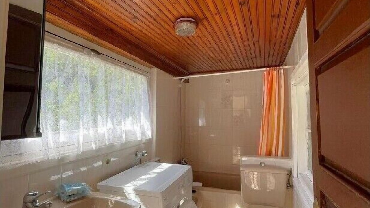 Photo of Bathroom in Infiesto