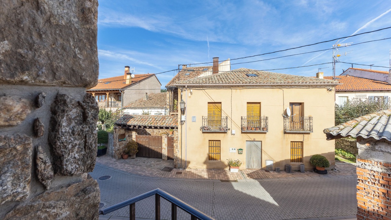 Photo of Outdoor in Braojos