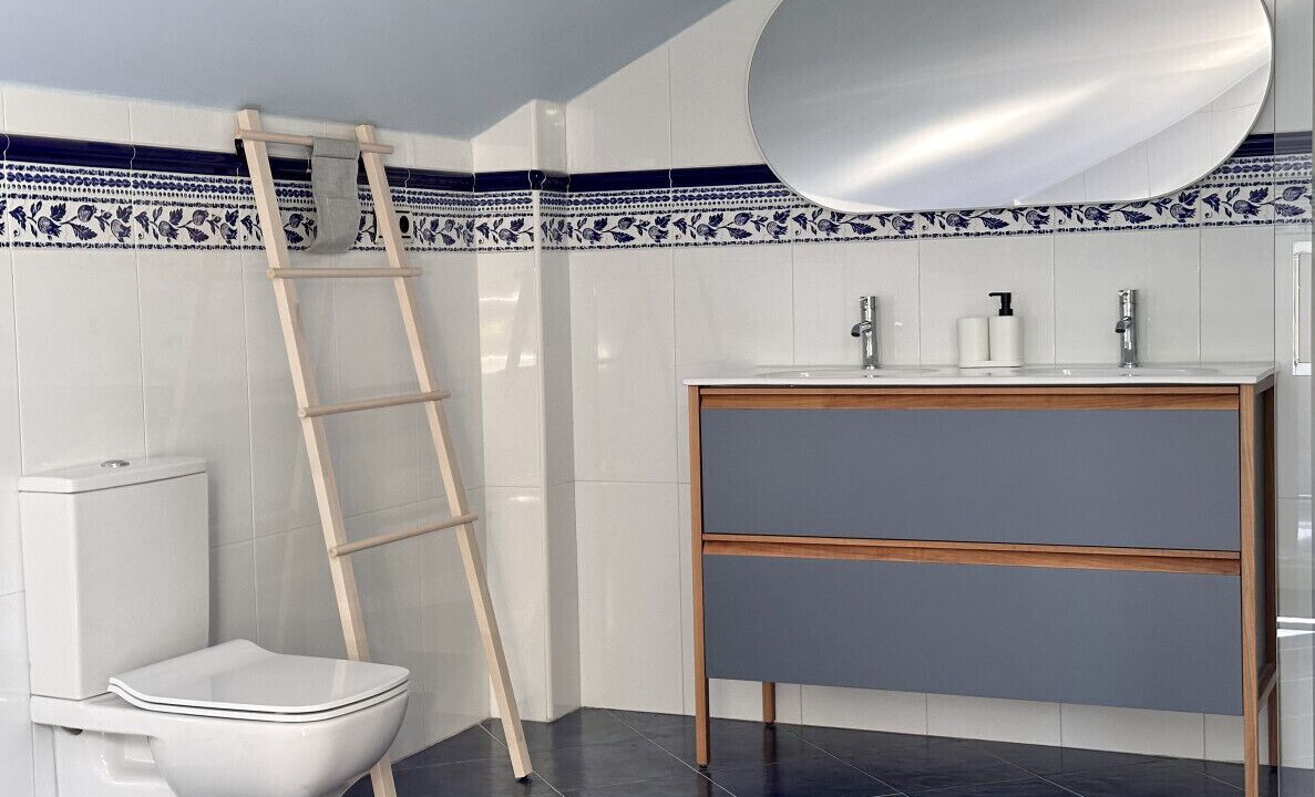 Photo of Bathroom in Guemes