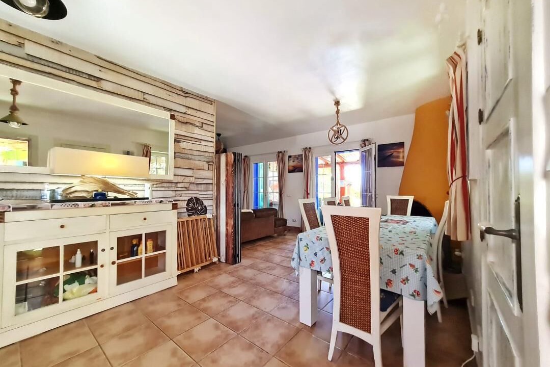 Photo of Bedroom in Vera Beach