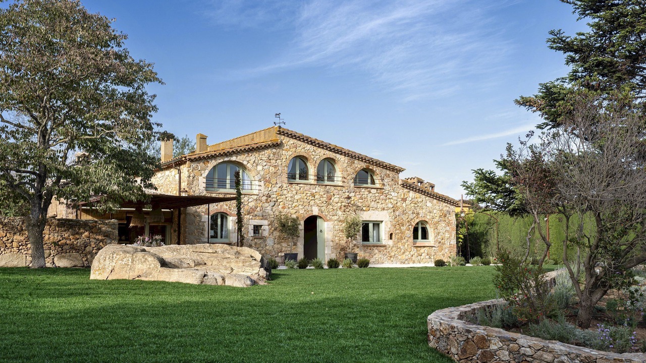Photo of Outdoor in Mont-Ras