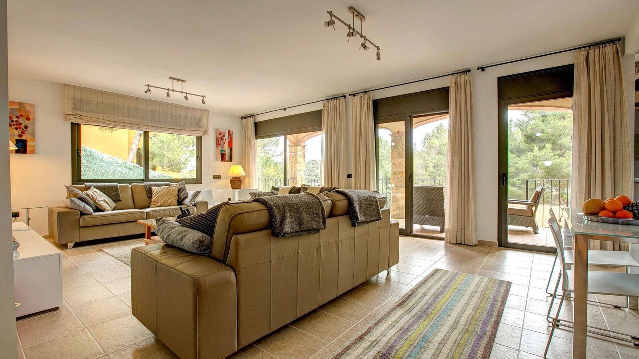 Photo of Livingroom in Tamariu