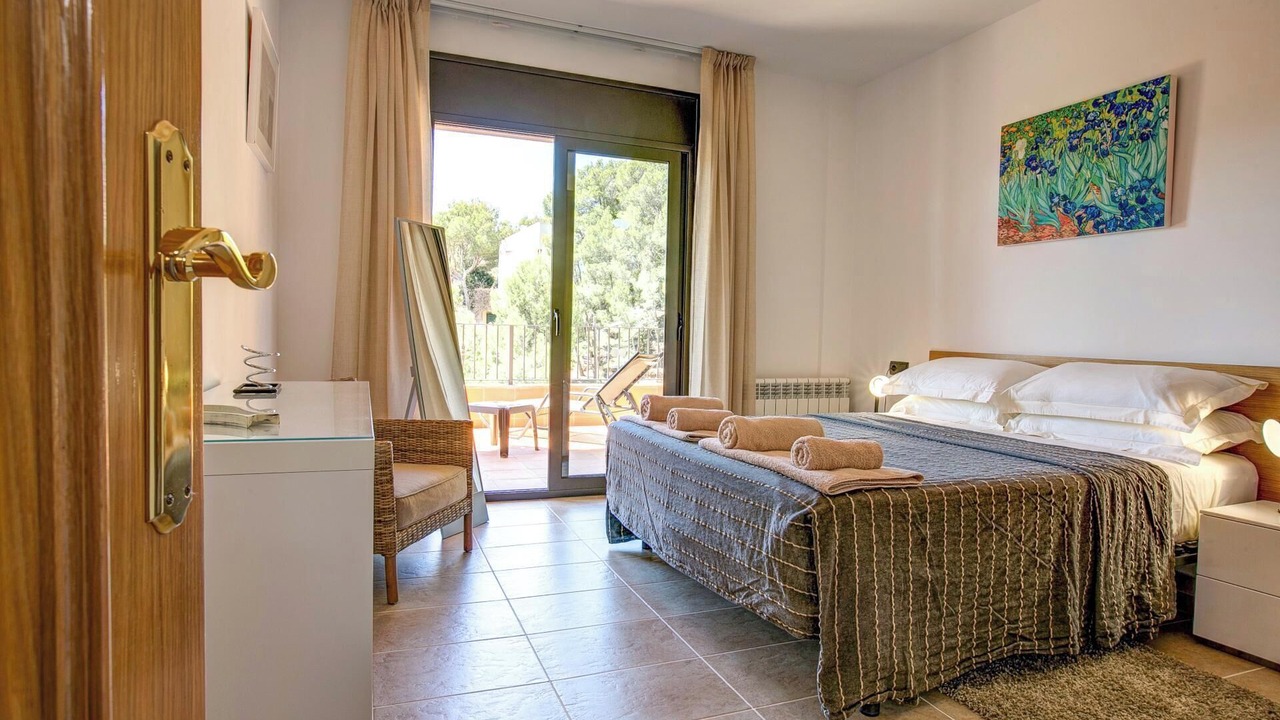 Photo of Bedroom in Tamariu