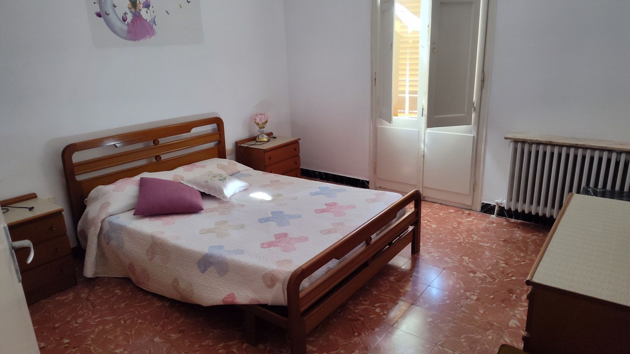 Photo of Bedroom in Tona