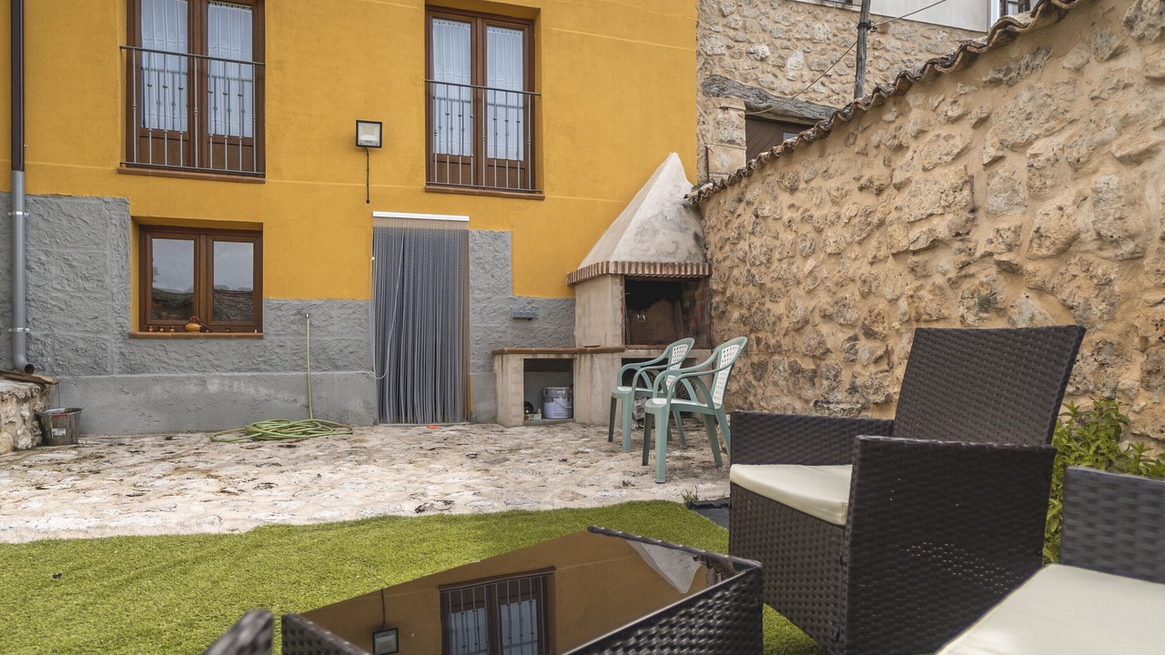 Photo of Patio Balcony in San Martin de Rubiales