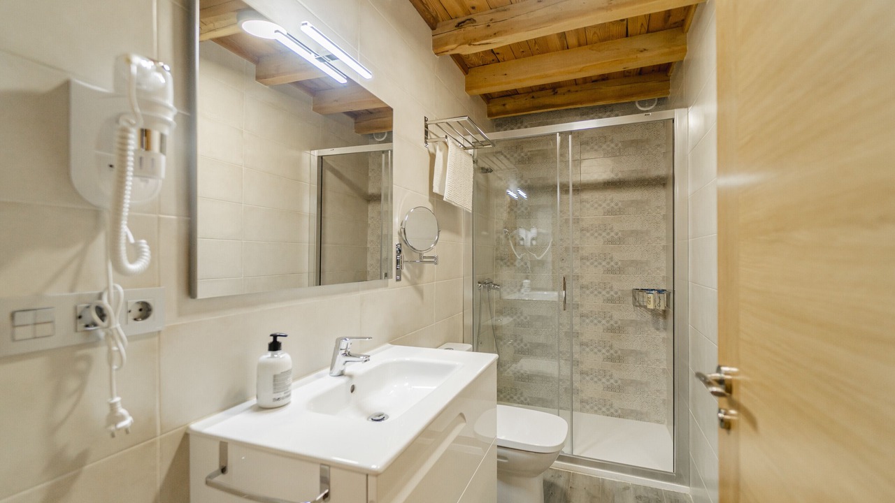 Photo of Bathroom in San Martin de Rubiales