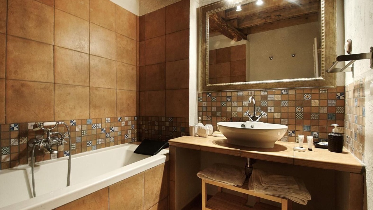Photo of Bathroom in Ayllon