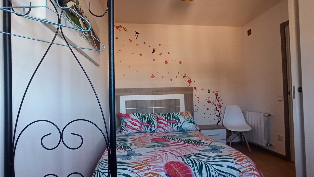 Photo of Bedroom in Abalos