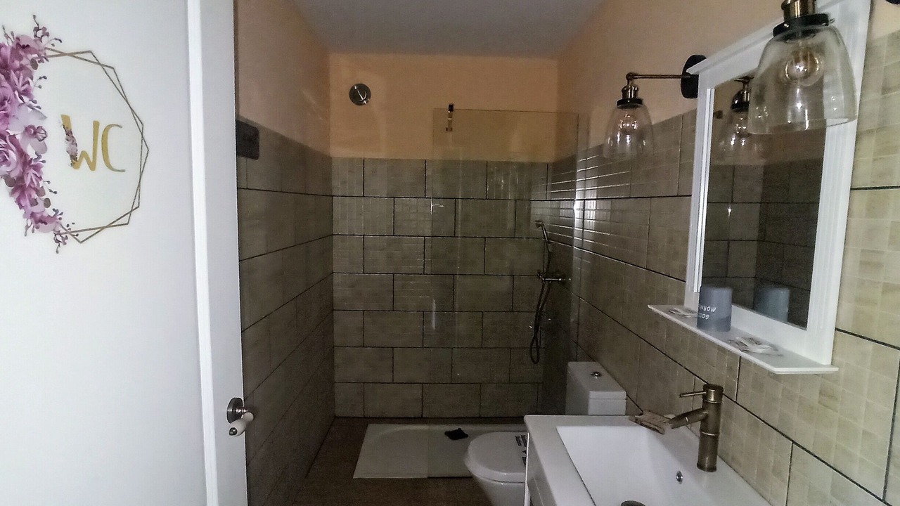 Photo of Bathroom in Abalos
