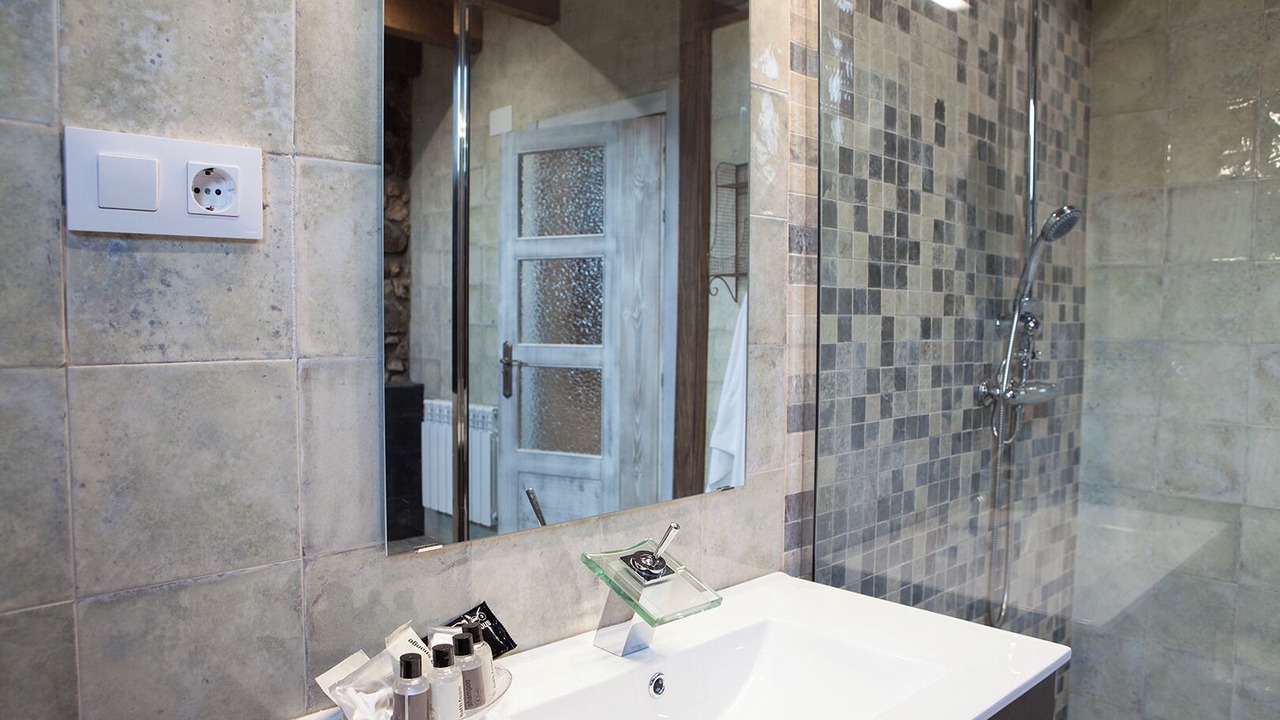 Photo of Bathroom in La Robla