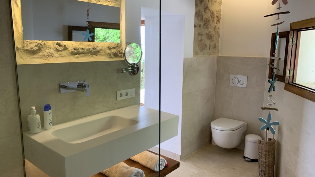 Photo of Bathroom in Banyalbufar