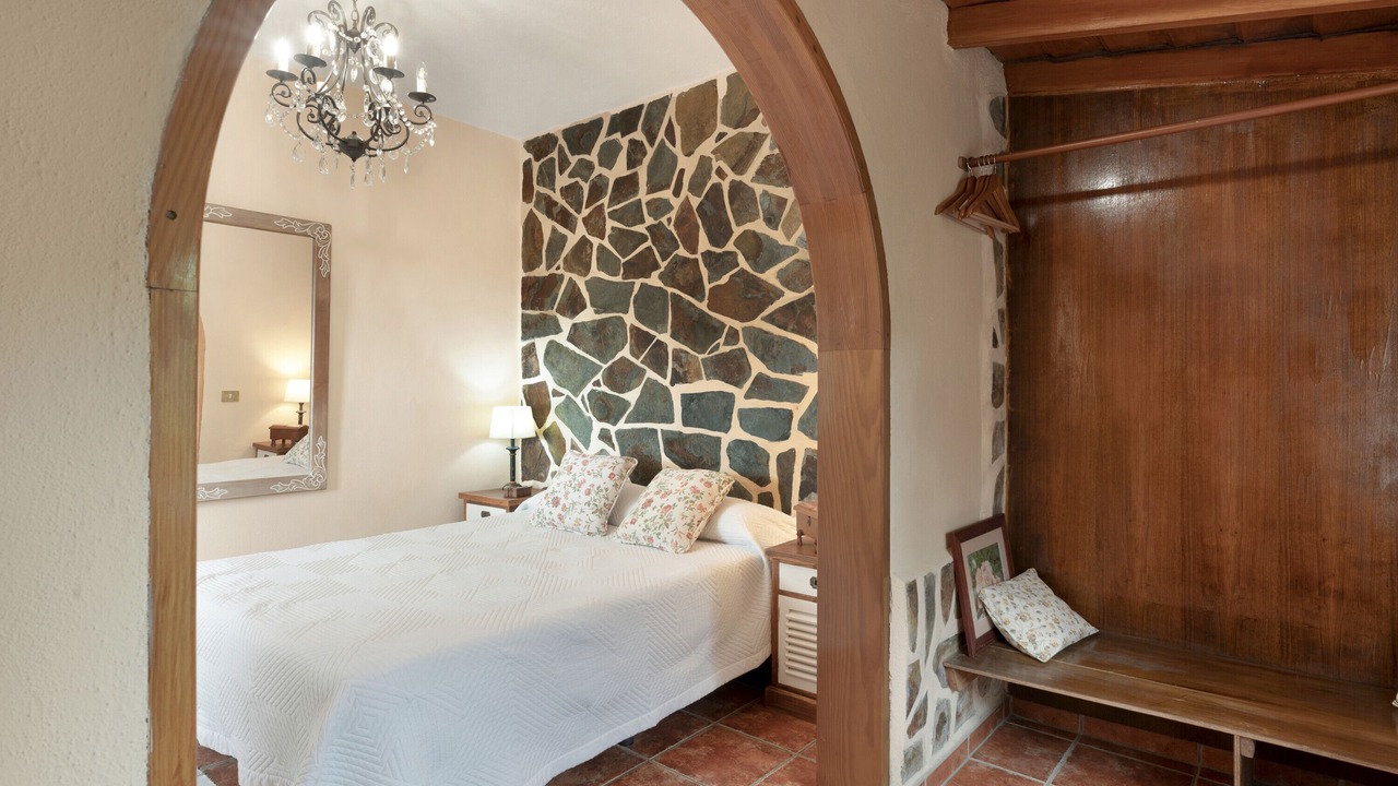 Photo of Bedroom in Brena Alta