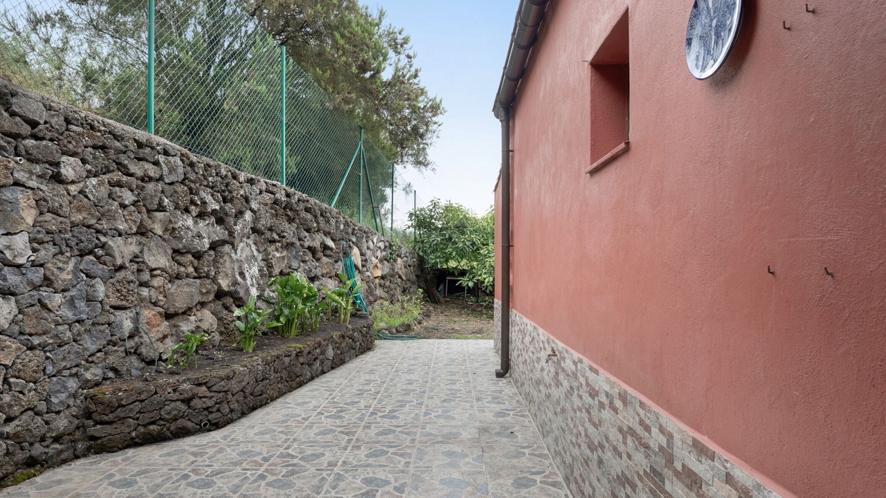 Photo of Outdoor in Brena Alta