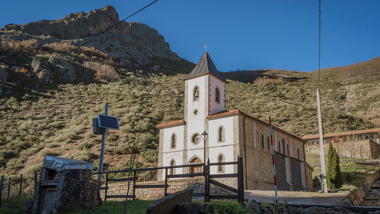 Photo of Others in Llanaves de la Reina