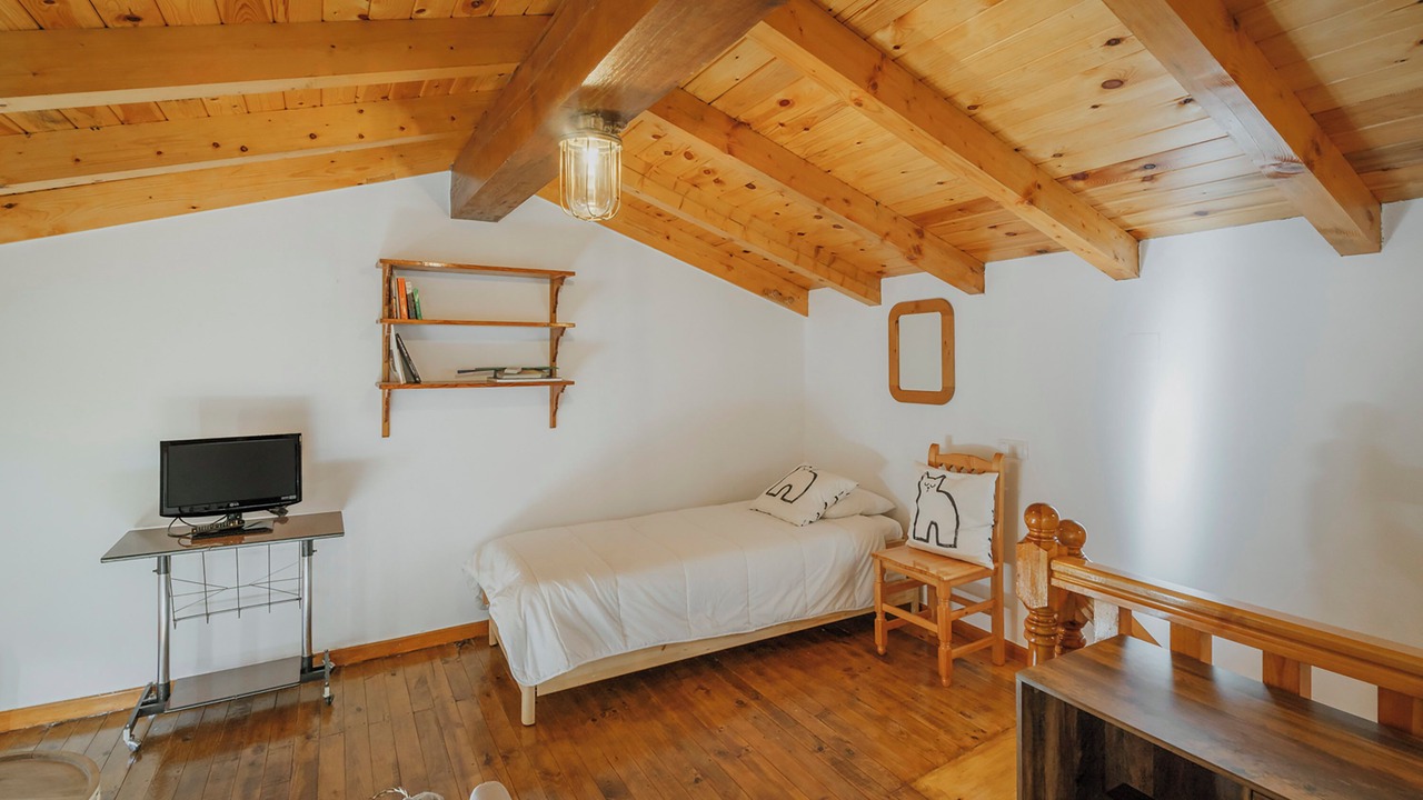 Photo of Bedroom in Llanaves de la Reina