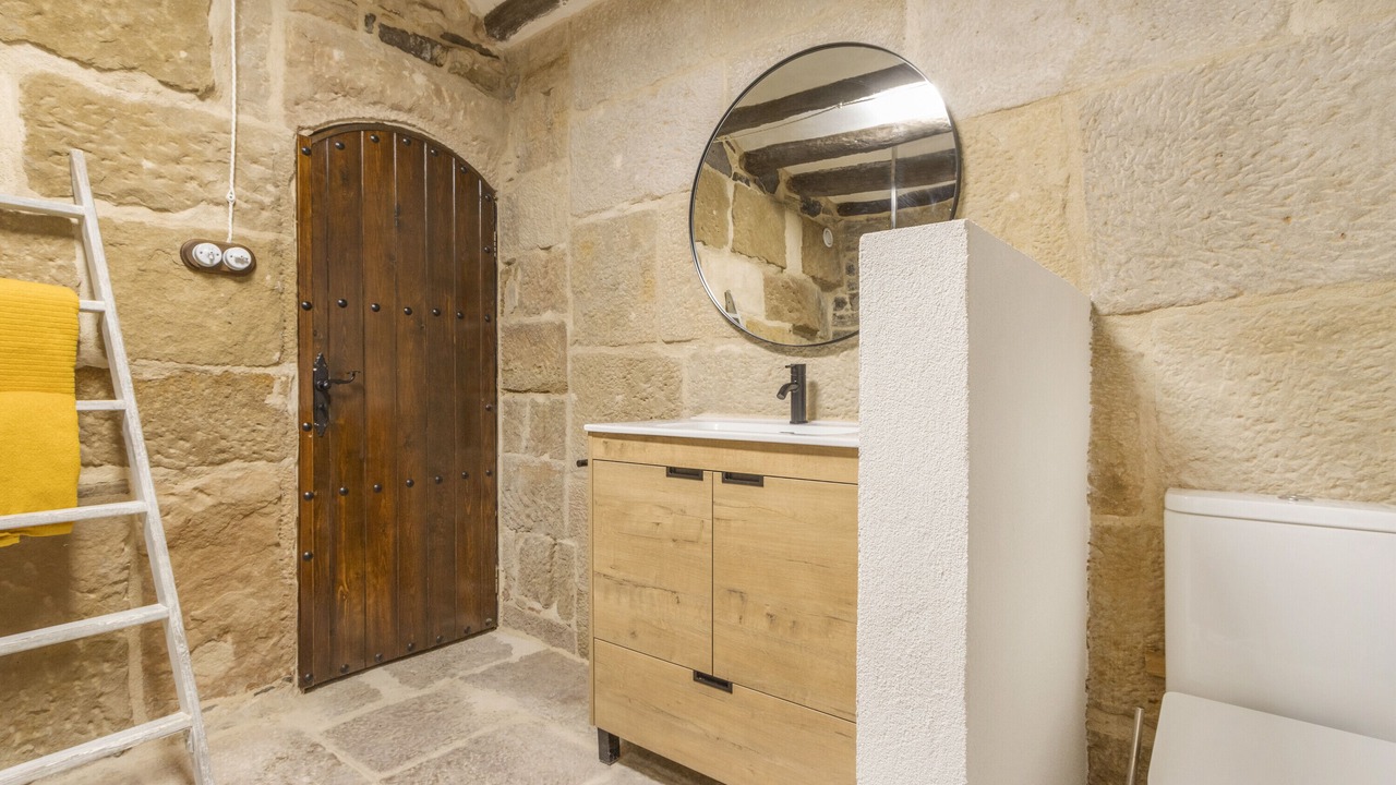 Photo of Bathroom in Nalec