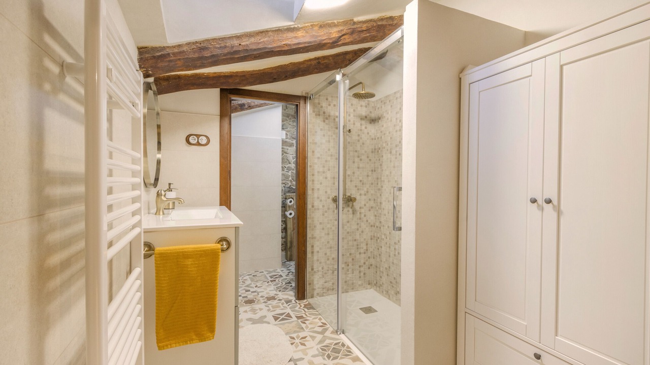 Photo of Bathroom in Nalec
