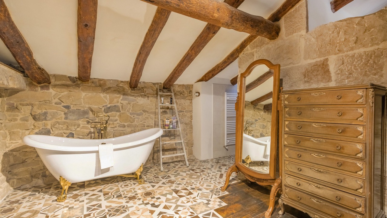 Photo of Bathroom in Nalec