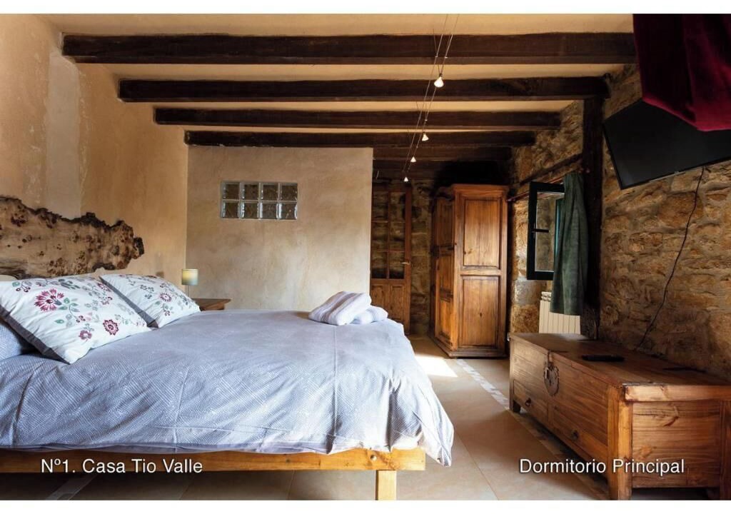 Photo of Bedroom in Revelillas