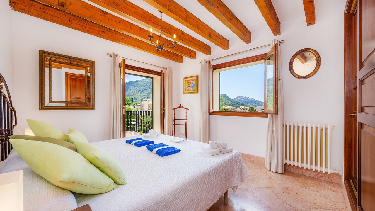 Photo of Bedroom in Valldemossa