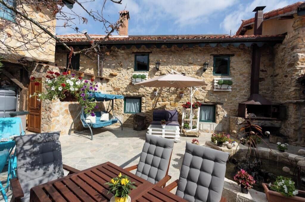 Photo of Outdoor in Revelillas