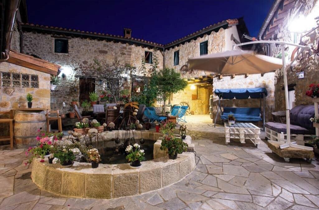 Photo of Outdoor in Revelillas