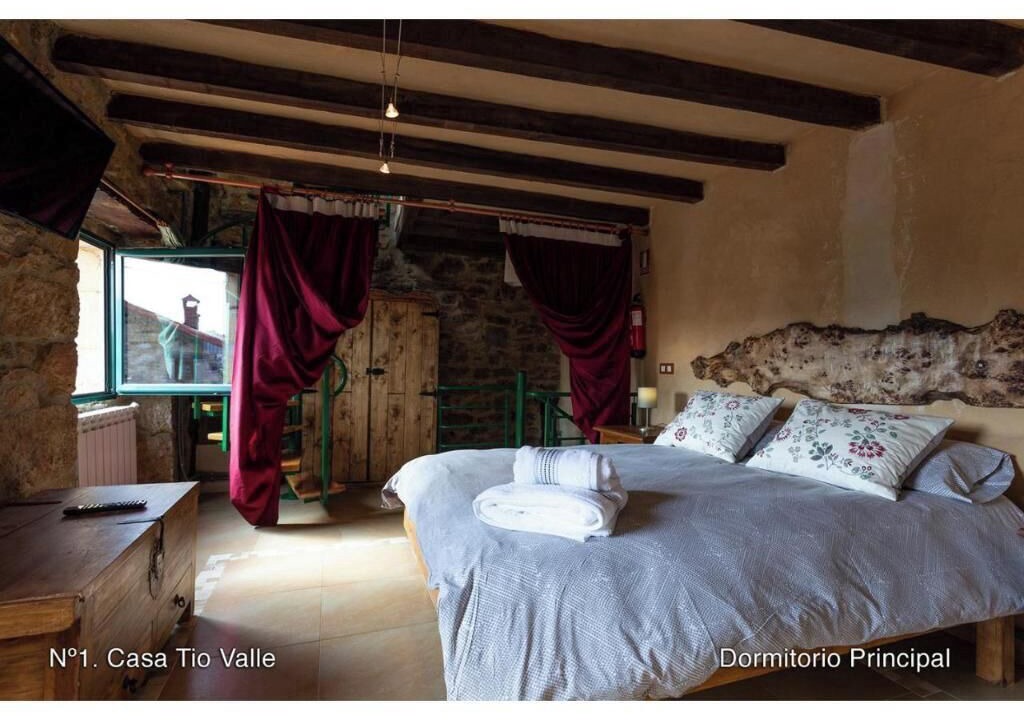 Photo of Bedroom in Revelillas