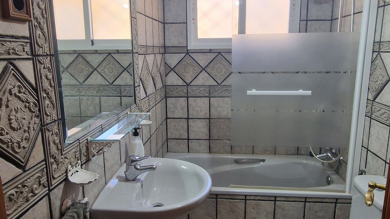 Photo of Bathroom in Malaga-Este