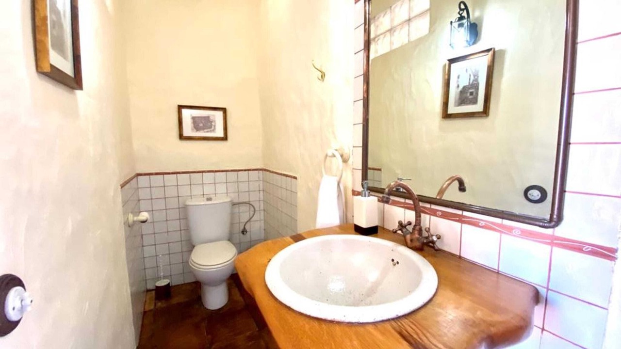 Photo of Bathroom in Isora