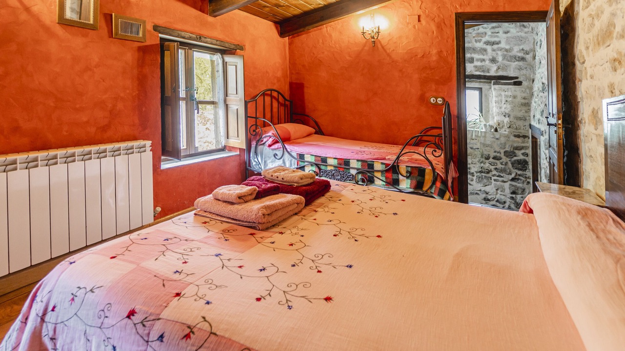 Photo of Bedroom in Villallano