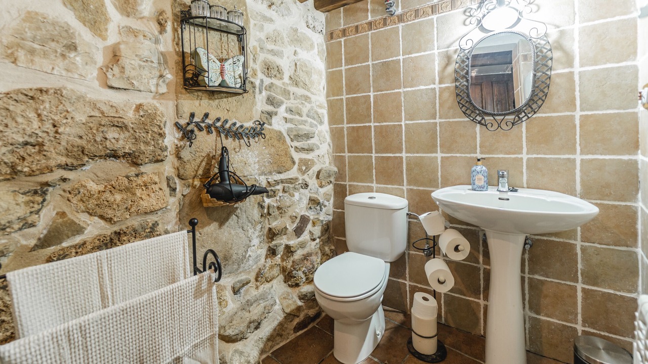 Photo of Bathroom in Villallano