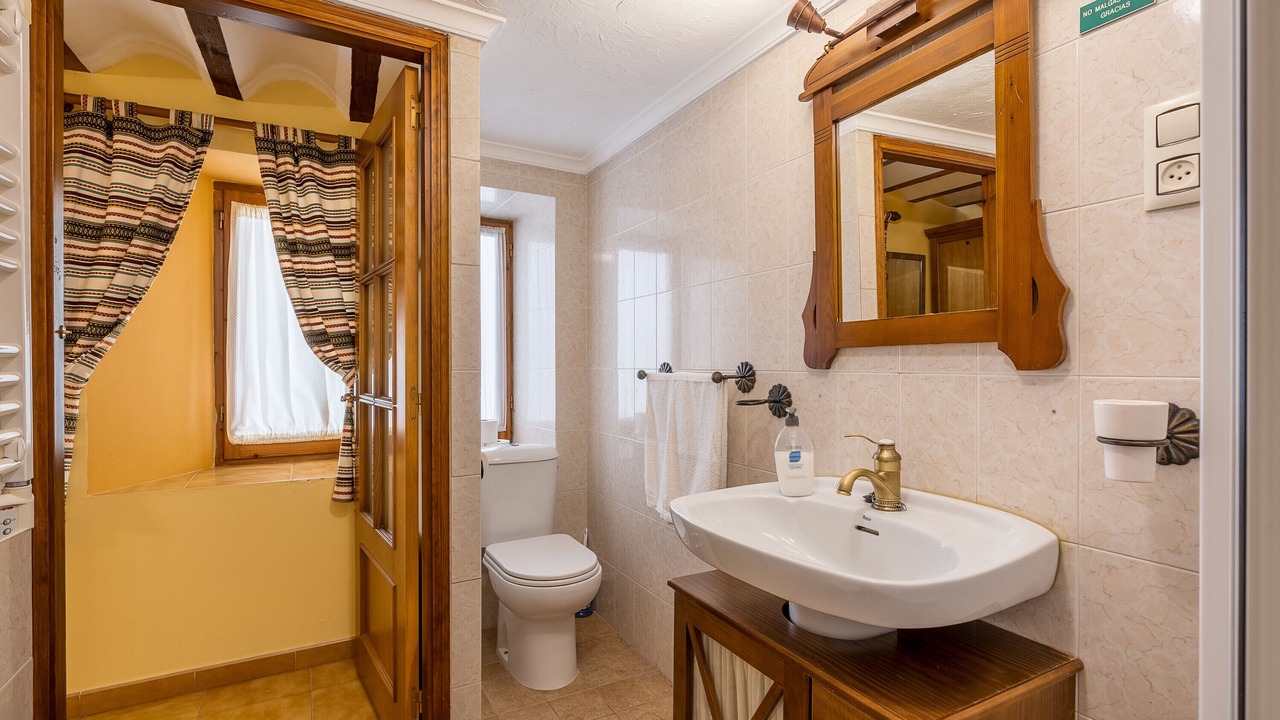 Photo of Bathroom in Hinojares