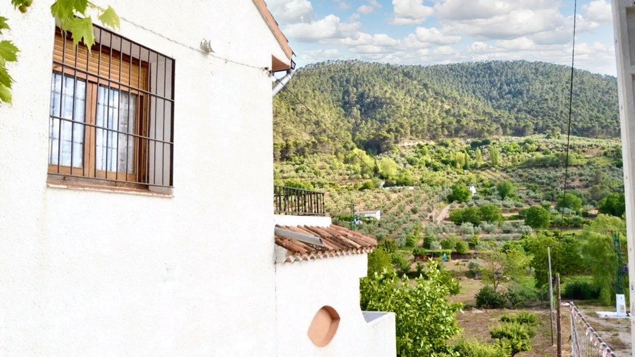 Photo of Others in Siles