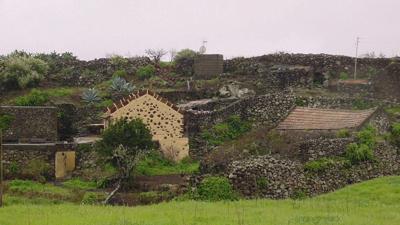 Photo of Others in Isora