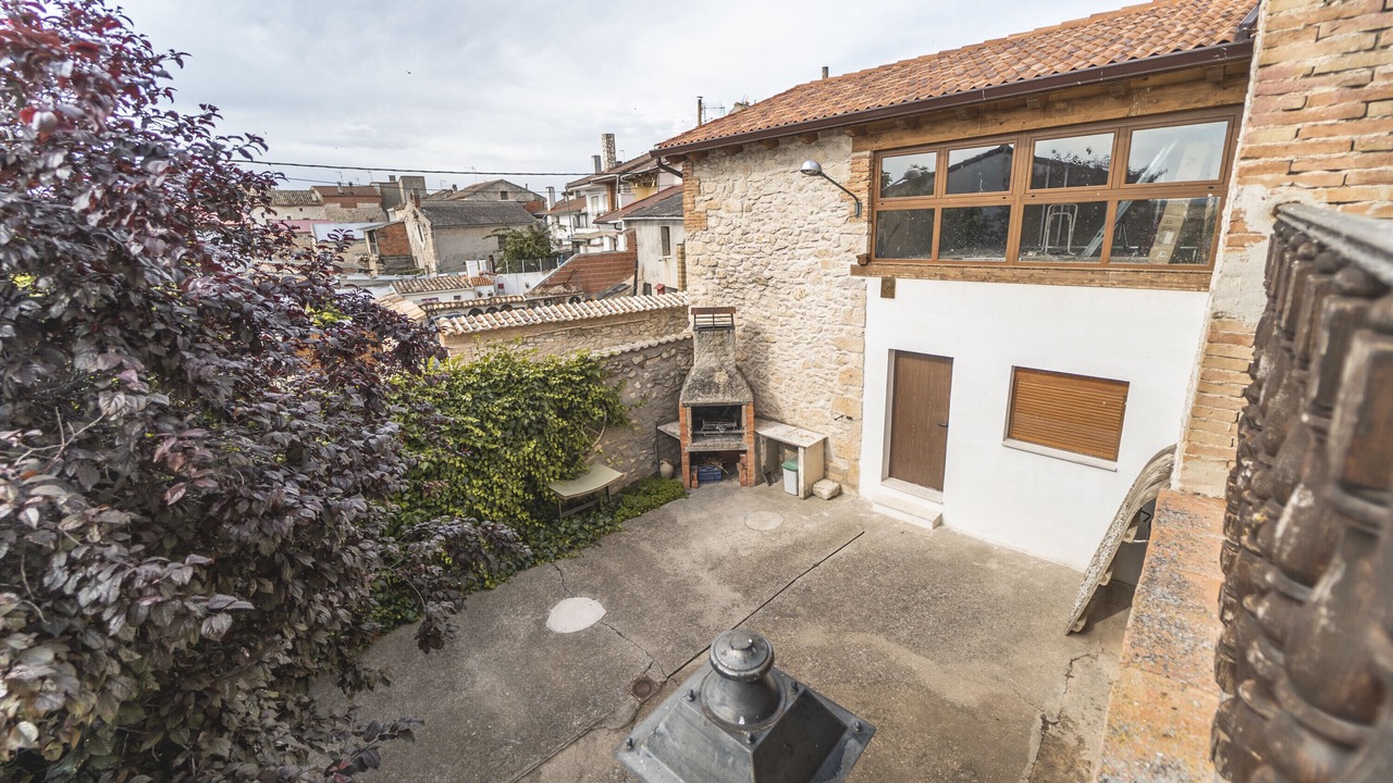 Photo of Patio Balcony in Canalejas de Penafiel